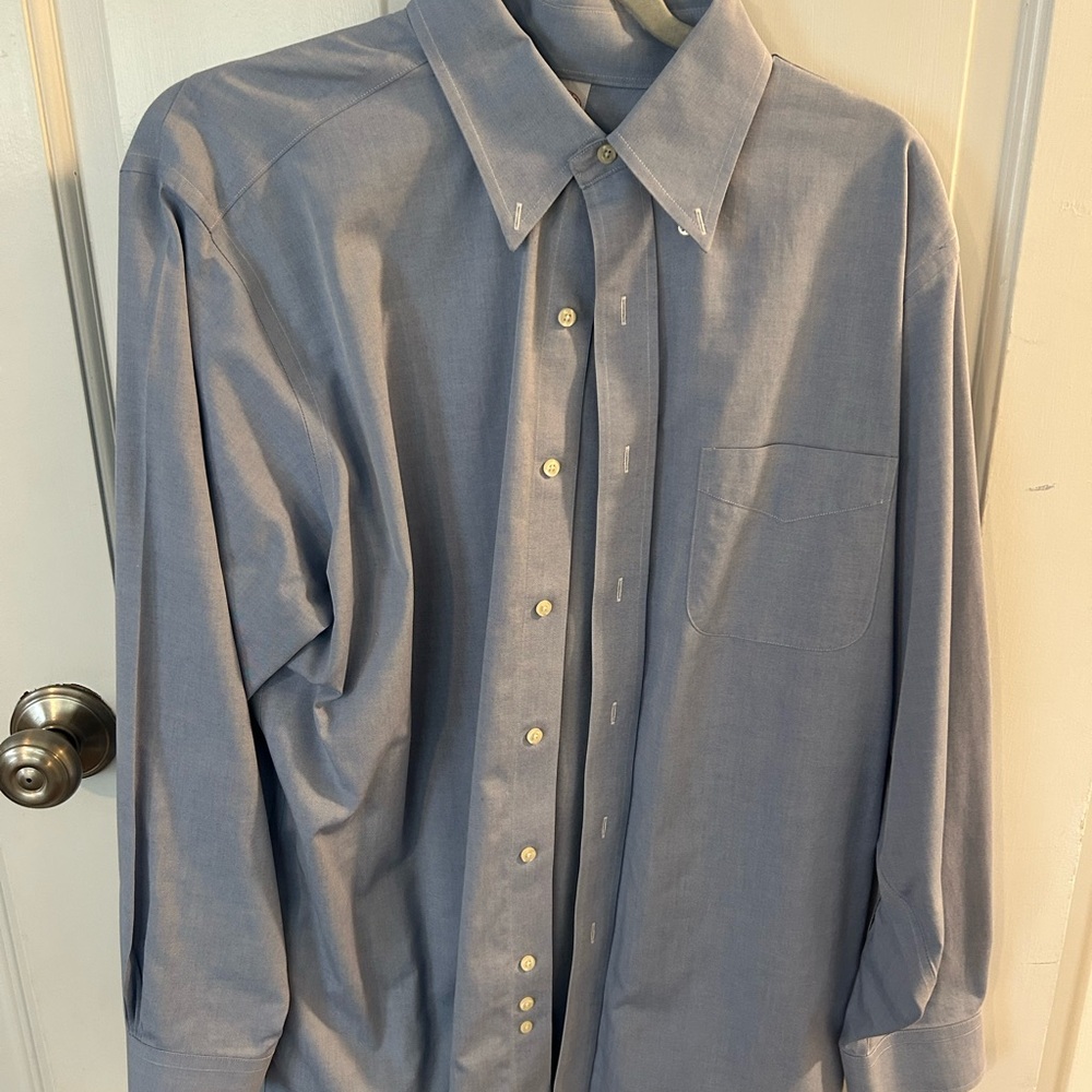 Brooks Brothers Blue Dress Shirt with Smooth Fabric and Classic Design